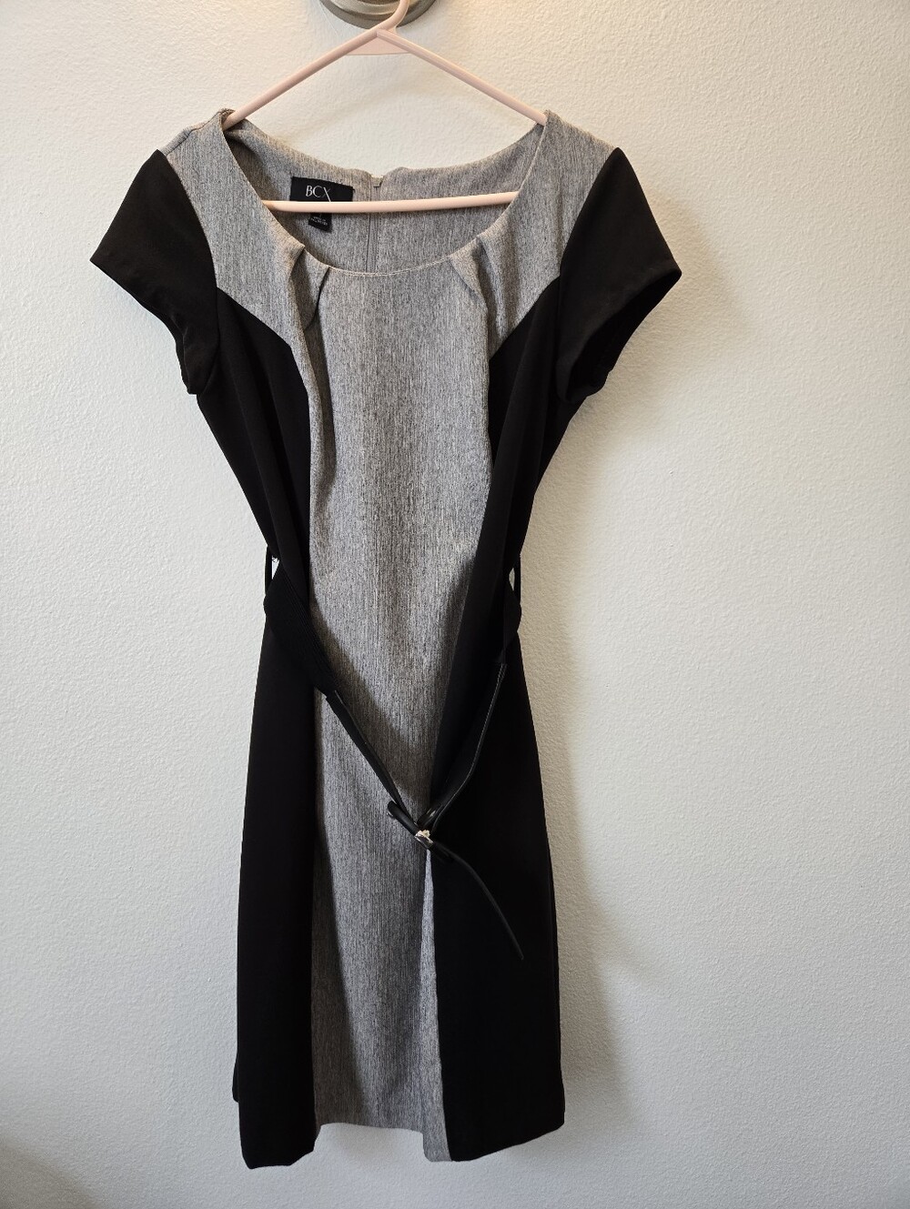 BCX Black and Gray Colorblock Sheath Dress